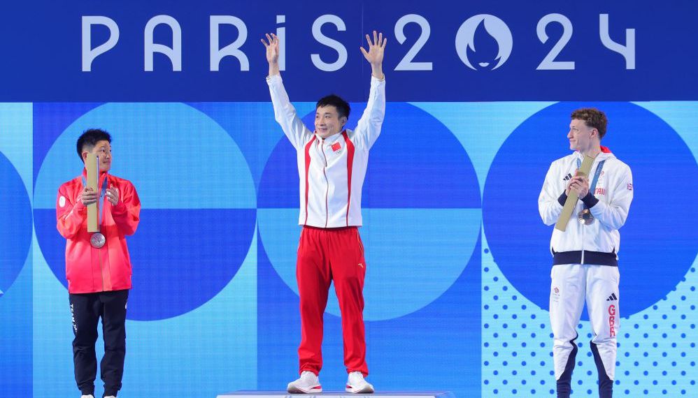 伦纳德24中15空砍赛季新高39分，仍未能带队取胜