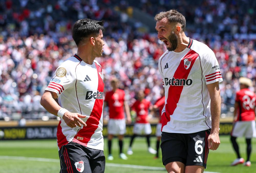 英超前瞻比分预测：利物浦VS桑德兰，柏林赫塔，热刺全部拿下！